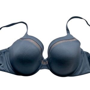 Victoria’s Secret Women’s T-shirt Bra Size 38DD Adjustable Straps Crisscross